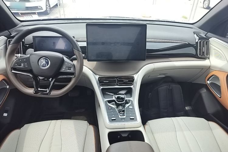 Used BYD Song Pro New Energy 2022 DM-i 110km Flagship Pro Model Center Console