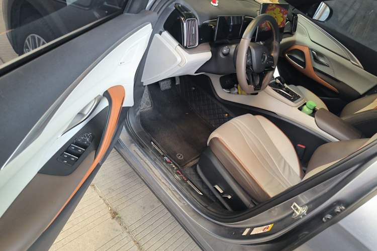 Used BYD Song Pro New Energy 2022 DM-i 110km Flagship Pro Model Driver Seat