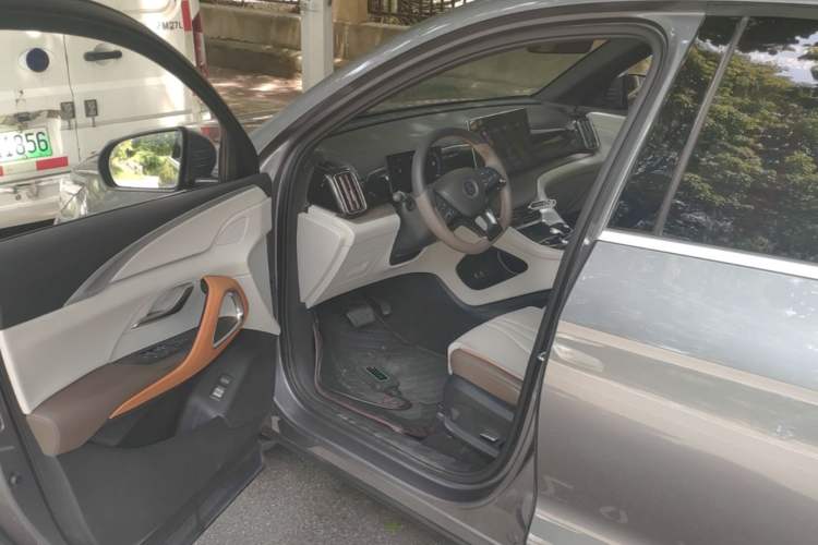 Used BYD Song Pro New Energy 2022 DM-i 110km Flagship Model Driver Seat