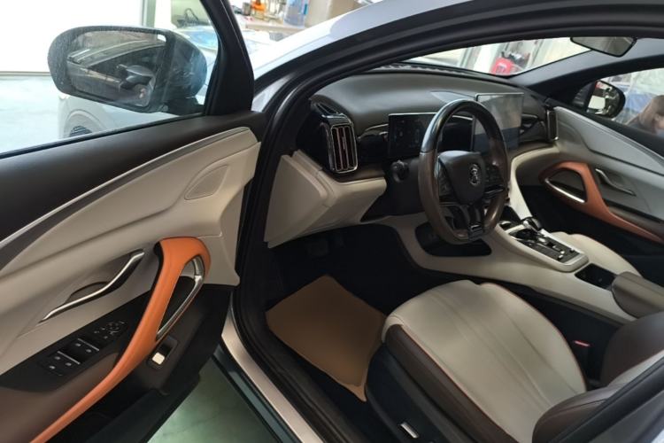 Used BYD Song Pro New Energy 2022 DM-i 51km Prestige Model Driver Seat