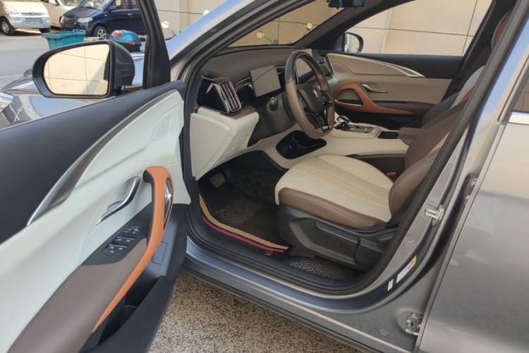 Used BYD Song Pro New Energy 2022 DM-i 51km Luxury Model Driver Seat