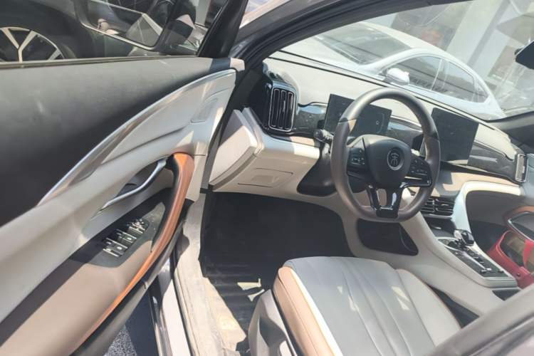 Used BYD Song Pro New Energy 2022 DM-i 51km Luxury Model Driver Seat