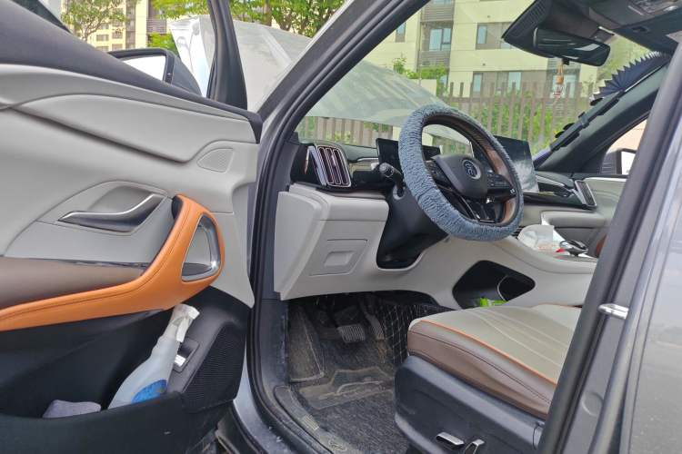 Used BYD Song Pro New Energy 2022 DM-i 51km Prestige Model Driver Seat
