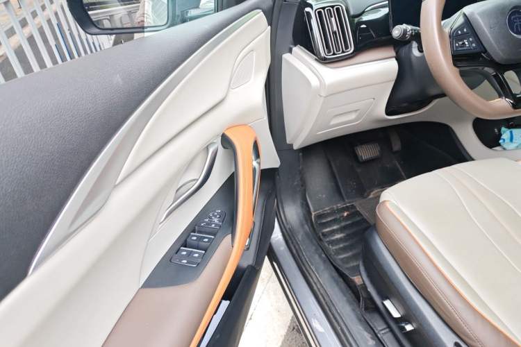 Used BYD Song Pro New Energy 2022 DM-i 51km Prestige Model Driver Seat