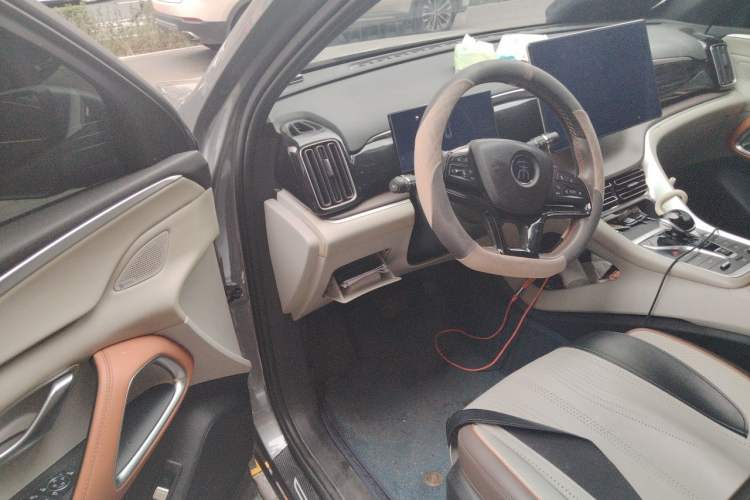 Used BYD Song Pro New Energy 2022 DM-i 110km Flagship Pro Model Driver Seat
