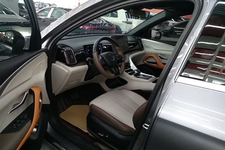 Used BYD Song Pro New Energy 2022 DM-i 51km Prestige Model Driver Seat