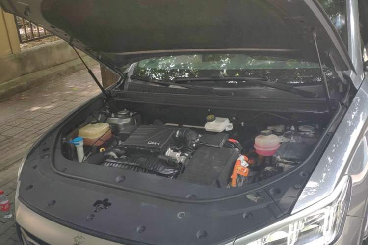 Used BYD Song Pro New Energy 2022 DM-i 110km Flagship Model Engine Bay