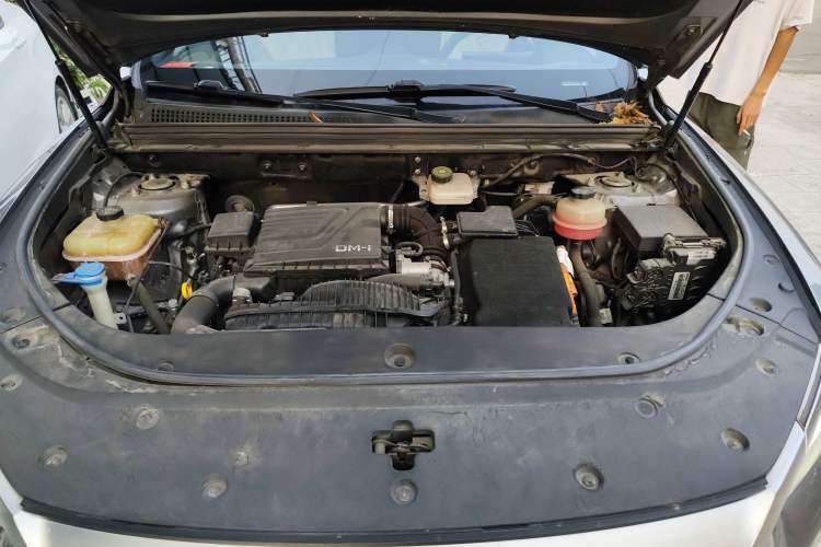 Used BYD Song Pro New Energy 2022 DM-i 51km Luxury Model Engine Bay