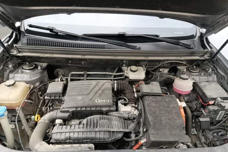 Used BYD Song Pro New Energy 2022 DM-i 110km Flagship Model Engine Bay