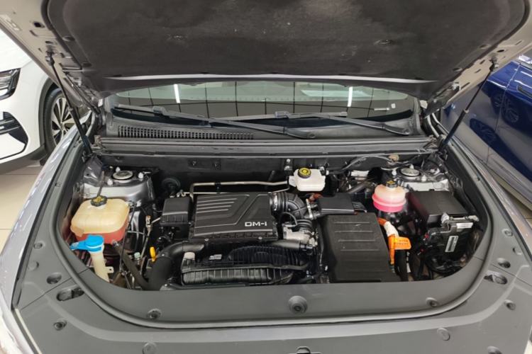 Used BYD Song Pro New Energy 2022 DM-i 110km Flagship Pro Model Engine Bay