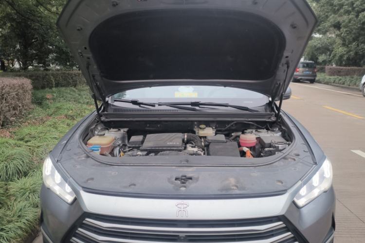Used BYD Song Pro New Energy 2022 DM-i 51km Prestige Model Engine Bay