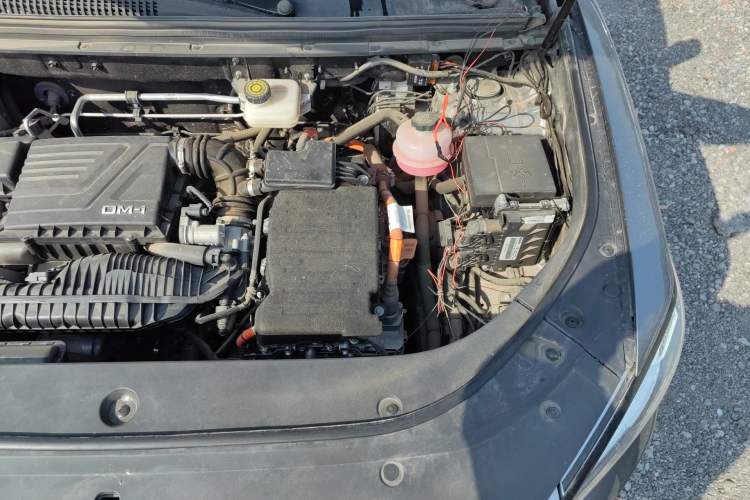 Used BYD Song Pro New Energy 2022 DM-i 51km Luxury Model Engine Bay Left