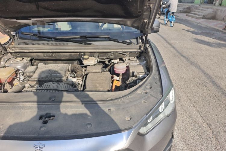 Used BYD Song Pro New Energy 2022 DM-i 110km Flagship Pro Model Engine Bay Left