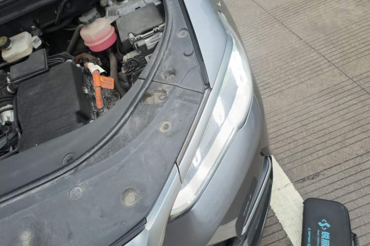 Used BYD Song Pro New Energy 2022 DM-i 51km Prestige Model Engine Bay Left