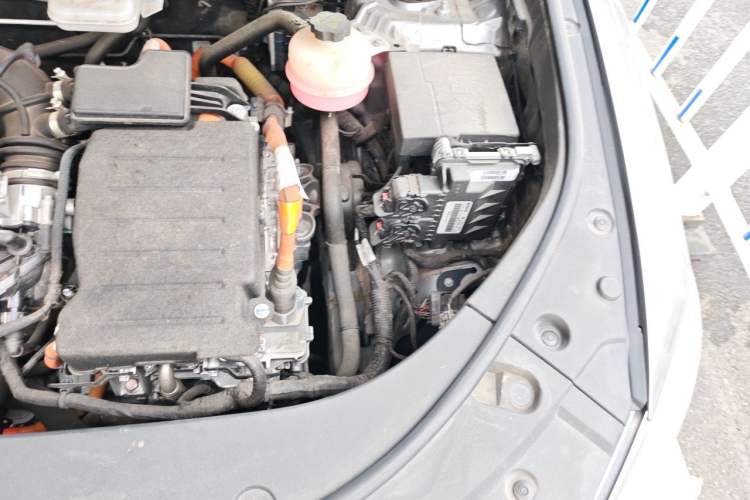 Used BYD Song Pro New Energy 2022 DM-i 51km Prestige Model Engine Bay Left