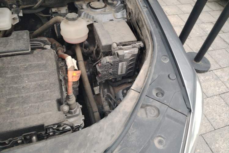 Used BYD Song Pro New Energy 2022 DM-i 110km Flagship Pro Model Engine Bay Left