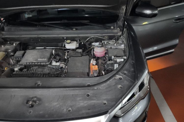 Used BYD Song Pro New Energy 2022 DM-i 51km Prestige Model Engine Bay Left