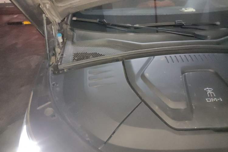 Used BYD Song Pro New Energy 2022 DM-i 110km Flagship Model Engine Bay Right
