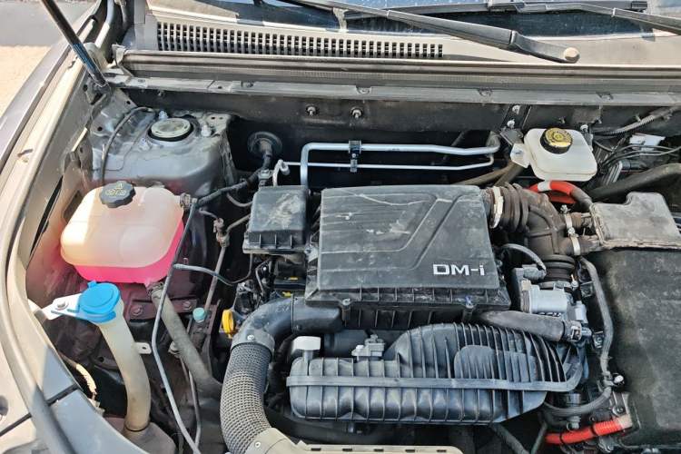 Used BYD Song Pro New Energy 2022 DM-i 110km Flagship Pro Model Engine Bay Right