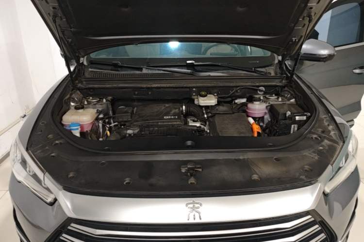 Used BYD Song Pro New Energy 2022 DM-i 110km Flagship Pro Model Engine Bay