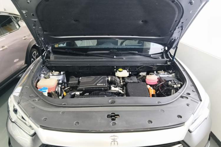 Used BYD Song Pro New Energy 2022 DM-i 51km Prestige Model Engine Bay