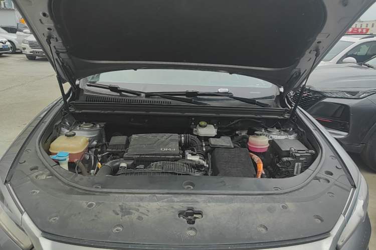 Used BYD Song Pro New Energy 2022 DM-i 110km Flagship Model Engine Bay