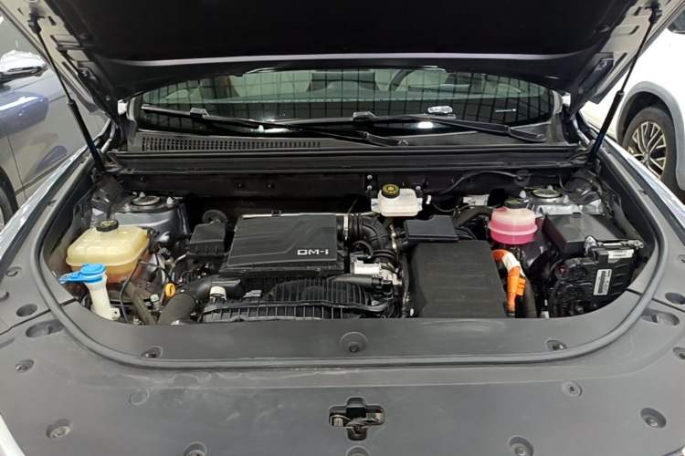 Used BYD Song Pro New Energy 2022 DM-i 51km Luxury Model Engine Bay