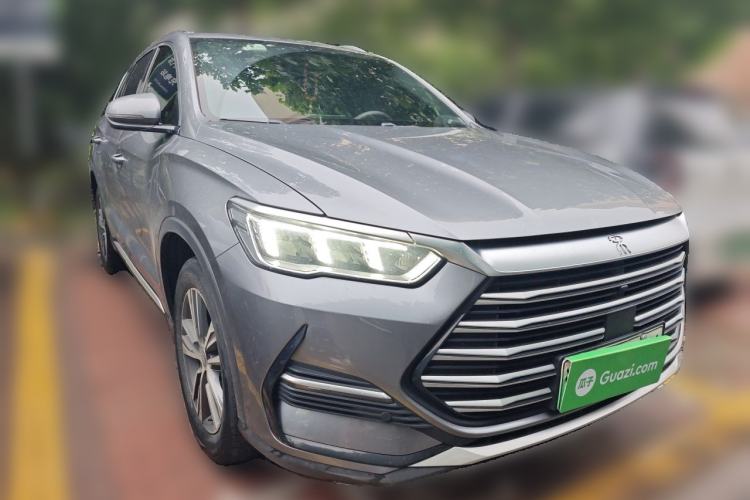 Used BYD Song Pro New Energy 2022 DM-i 51km Luxury Model Front Right 45 Deg