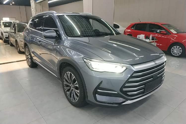 Used BYD Song Pro New Energy 2022 DM-i 110km Flagship Pro Model Front Right 45 Deg