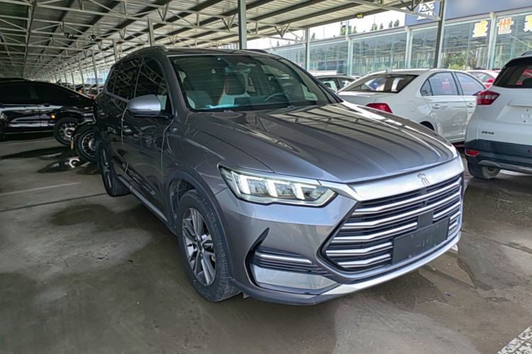 Used BYD Song Pro New Energy 2022 DM-i 51km Prestige Model Front Right 45 Deg