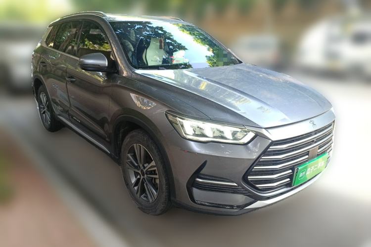 Used BYD Song Pro New Energy 2022 DM-i 51km Luxury Model Front Right 45 Deg