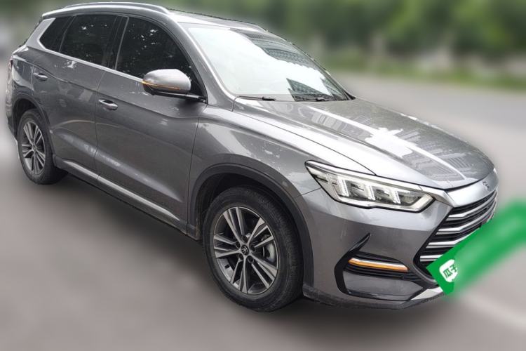 Used BYD Song Pro New Energy 2022 DM-i 51km Prestige Model Front Right 45 Deg