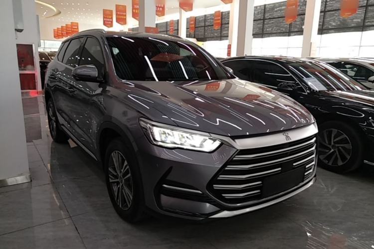 Used BYD Song Pro New Energy 2022 DM-i 51km Prestige Model Front Right 45 Deg