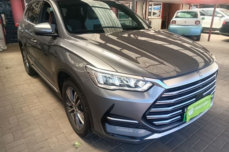 Used BYD Song Pro New Energy 2022 DM-i 51km Prestige Model Front Right 45 Deg