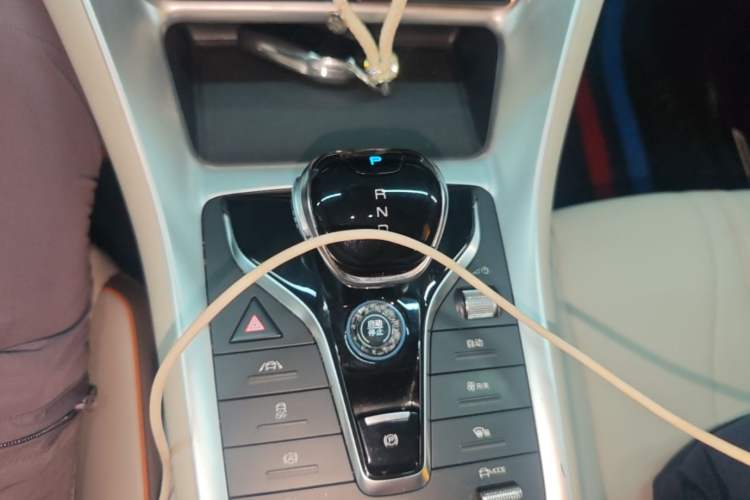 Used BYD Song Pro New Energy 2022 DM-i 51km Prestige Model Gear Lever