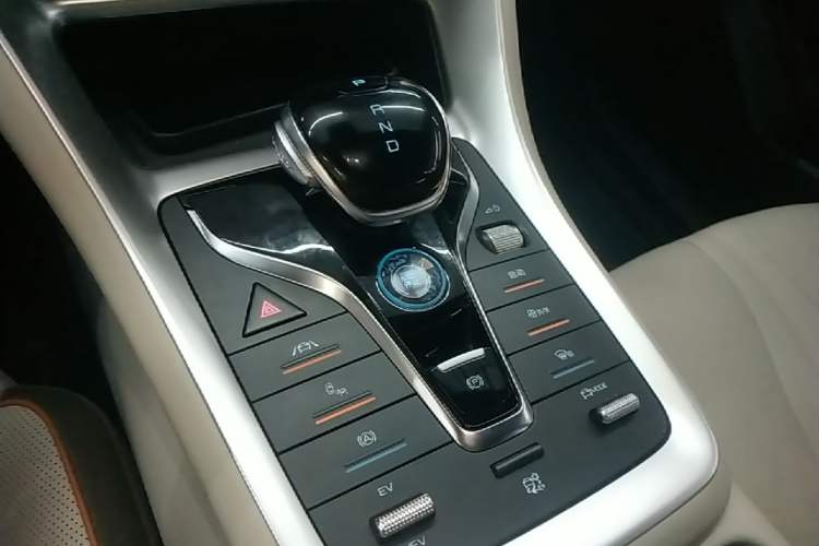Used BYD Song Pro New Energy 2022 DM-i 110km Flagship Pro Model Gear Lever