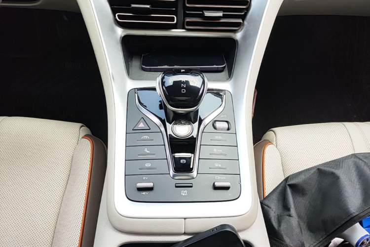 Used BYD Song Pro New Energy 2022 DM-i 51km Prestige Model Gear Lever