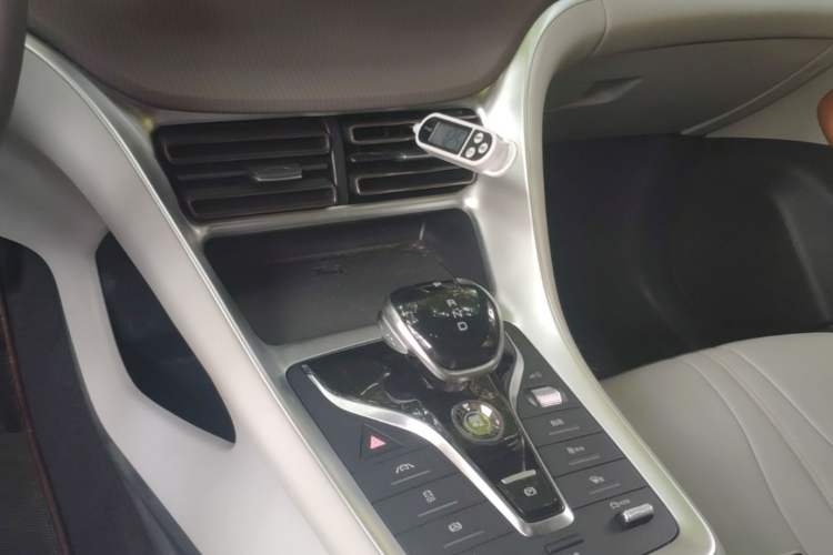 Used BYD Song Pro New Energy 2022 DM-i 110km Flagship Model Gear Lever