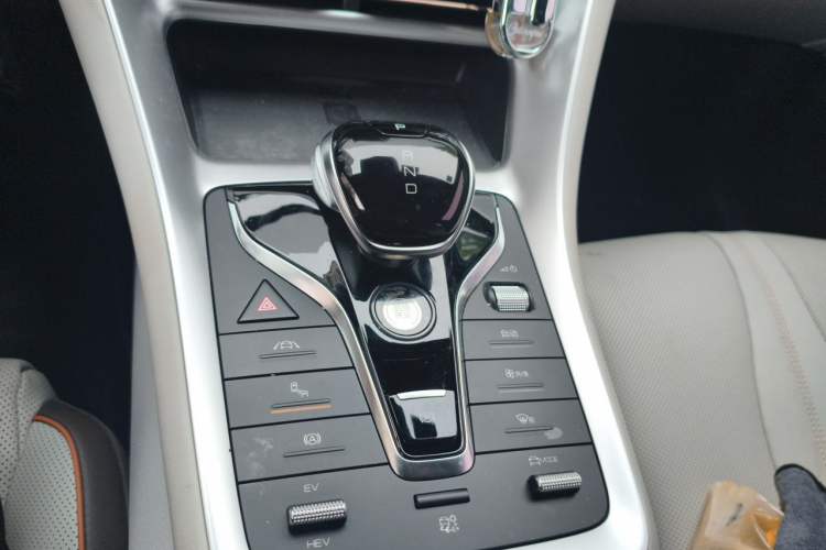 Used BYD Song Pro New Energy 2022 DM-i 110km Flagship Pro Model Gear Lever