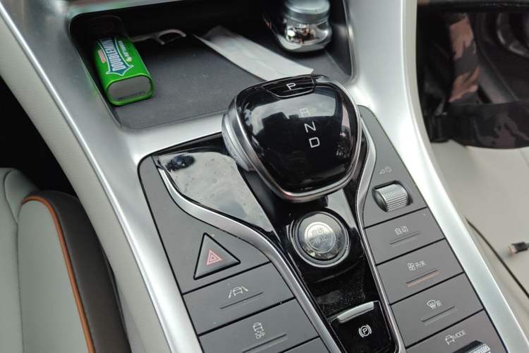 Used BYD Song Pro New Energy 2022 DM-i 51km Prestige Model Gear Lever