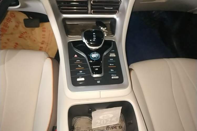 Used BYD Song Pro New Energy 2022 DM-i 110km Flagship Pro Model Gear Lever