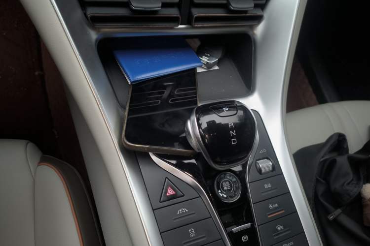 Used BYD Song Pro New Energy 2022 DM-i 51km Prestige Model Gear Lever