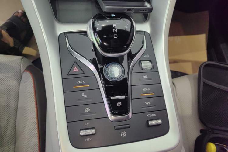 Used BYD Song Pro New Energy 2022 DM-i 51km Prestige Model Gear Lever