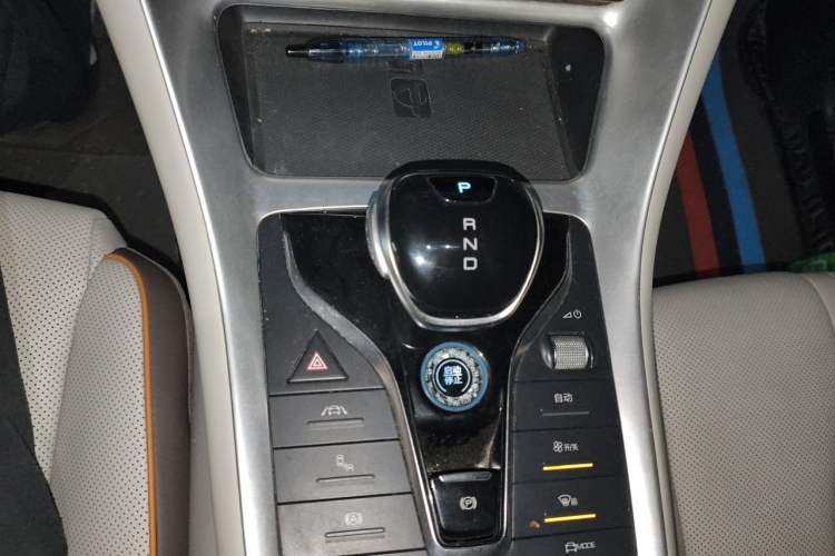Used BYD Song Pro New Energy 2022 DM-i 51km Prestige Model Gear Lever