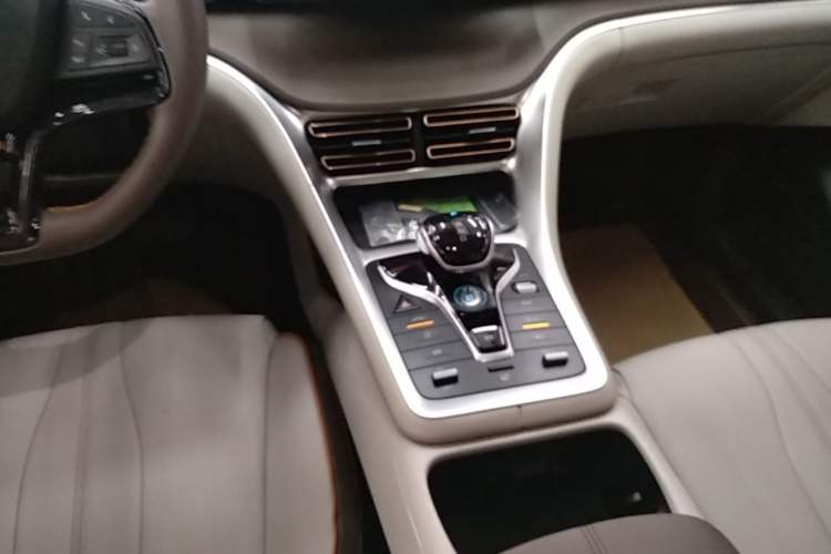 Used BYD Song Pro New Energy 2022 DM-i 51km Prestige Model Gear Lever