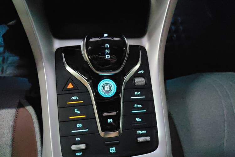 Used BYD Song Pro New Energy 2022 DM-i 110km Flagship Pro Model Gear Lever