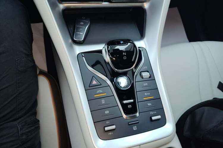 Used BYD Song Pro New Energy 2022 DM-i 110km Flagship Model Gear Lever