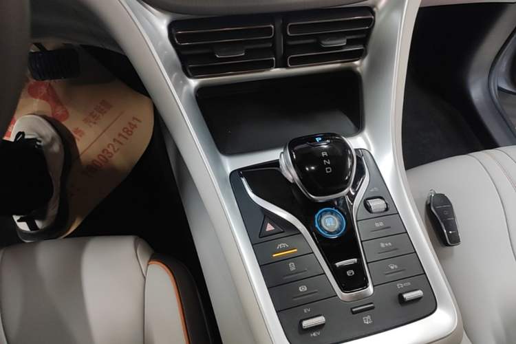 Used BYD Song Pro New Energy 2022 DM-i 51km Prestige Model Gear Lever