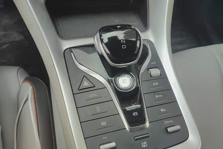 Used BYD Song Pro New Energy 2022 DM-i 110km Flagship Model Gear Lever