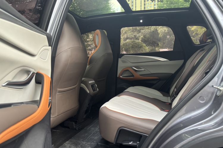 Used BYD Song Pro New Energy 2022 DM-i 110km Flagship Model Interior 1